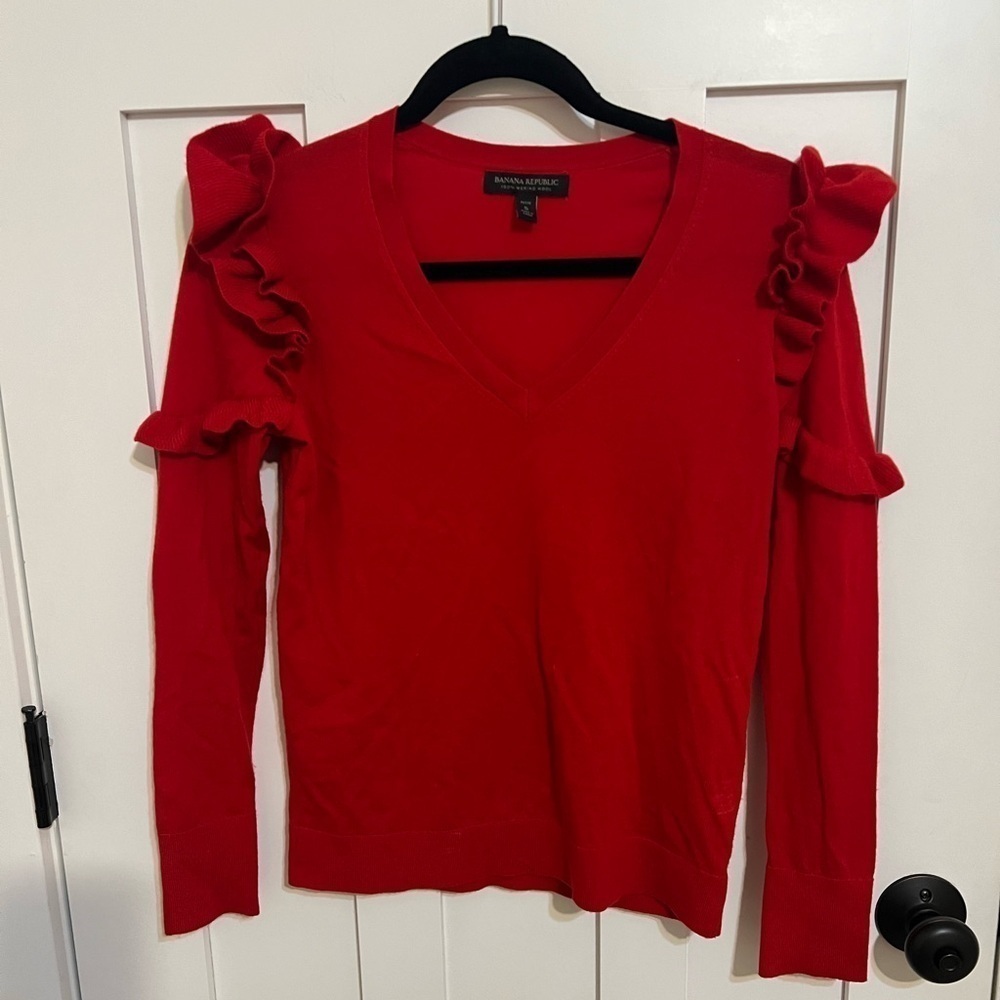 Banana Republic 100% Merino Wool Red V-Neck Sweater Ruffle Sleeve Small Petite
